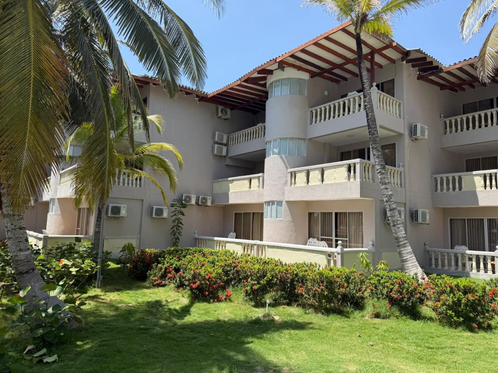 Playa Palmeras Beach Resort Cartagena Exterior foto