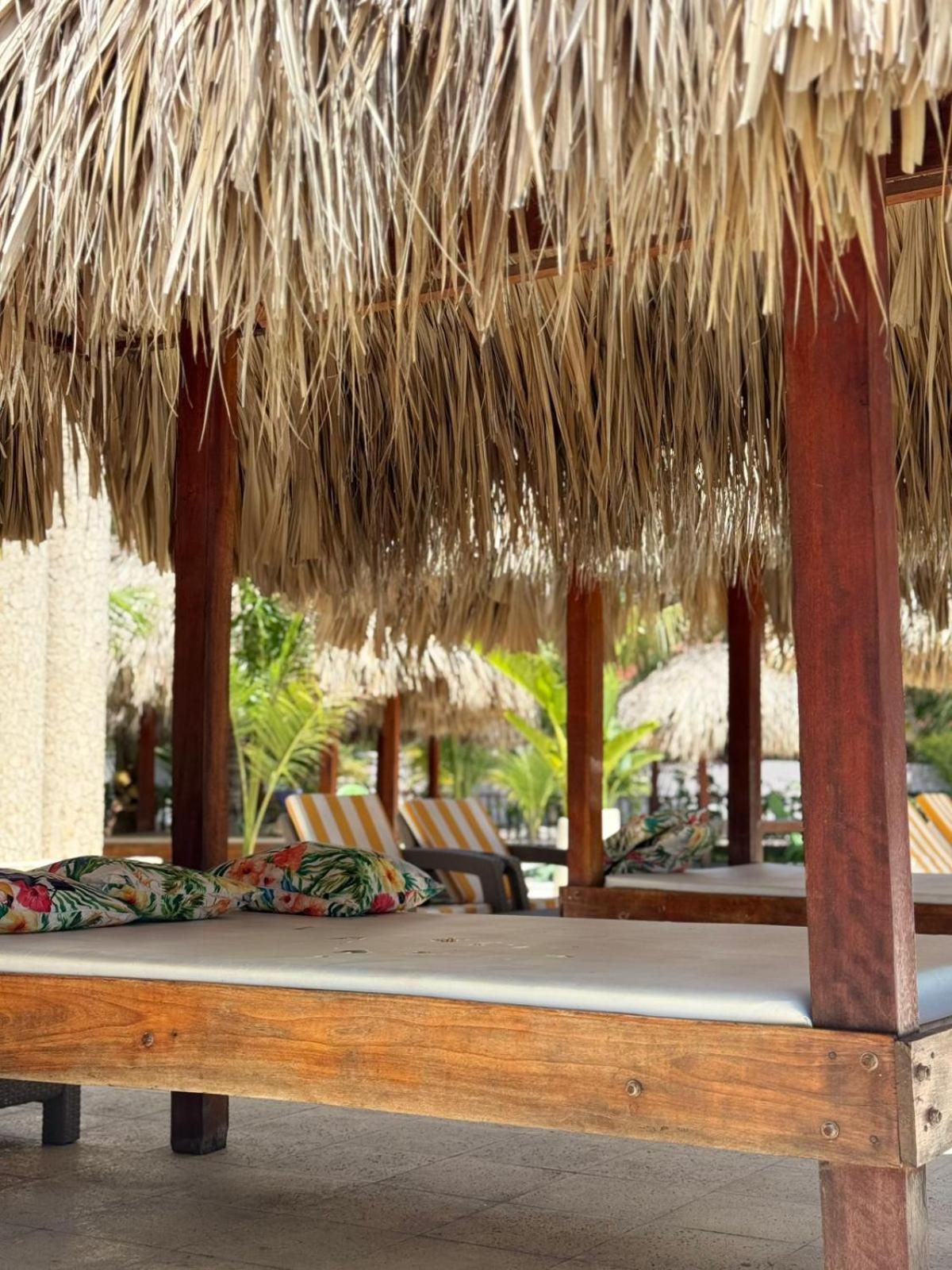 Playa Palmeras Beach Resort Cartagena Exterior foto